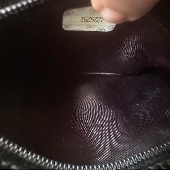 CHANEL Black Quilted Caviar Leather Mini Belt Crossbody Shoulder Bag Vintage 90s - Picture 8 of 16